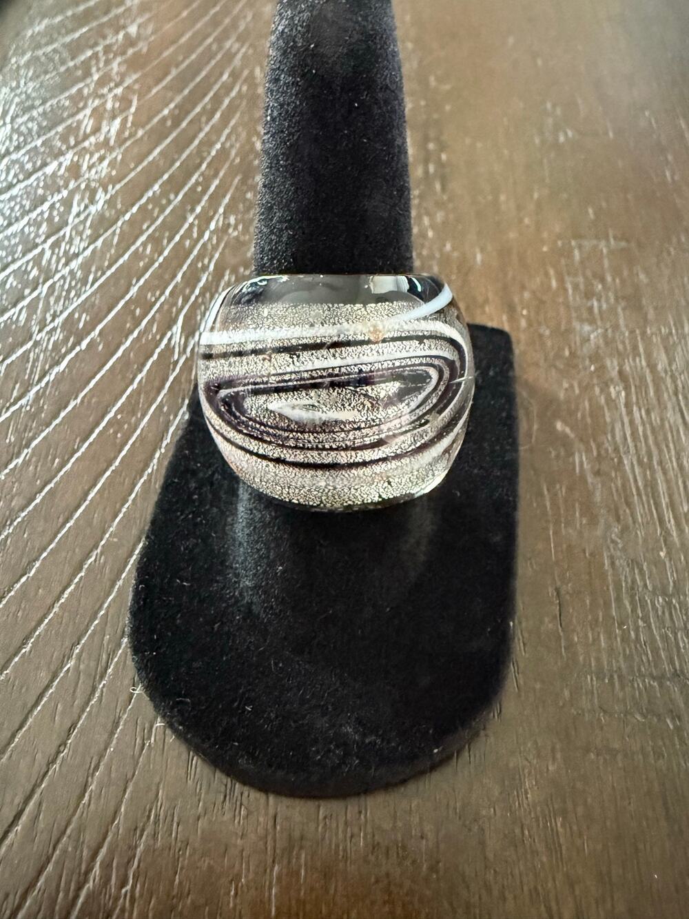Vintage 1990s Murano Style Art Glass Silver Foil Swirl Ring Size 6